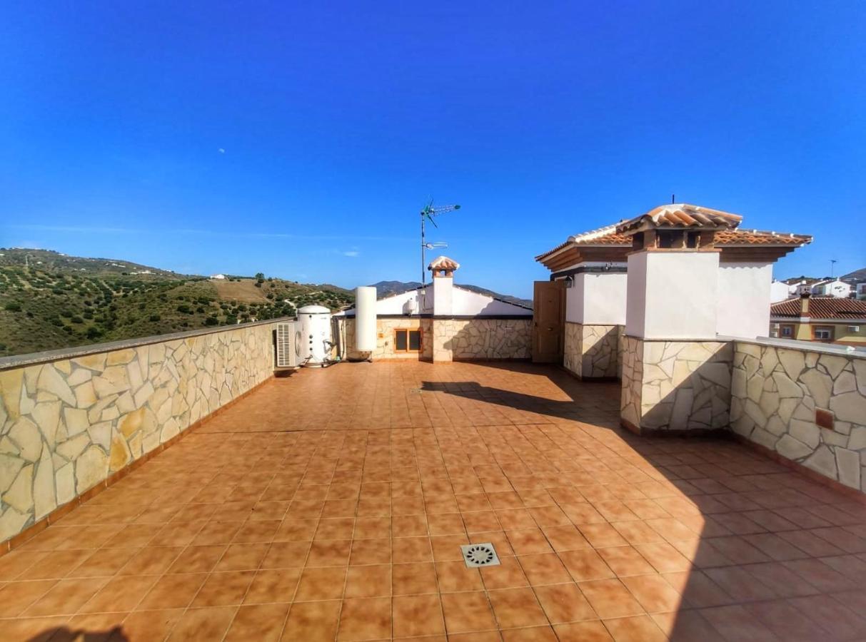 Villa Casa amplia con terraza en La Viñuela Exterior foto